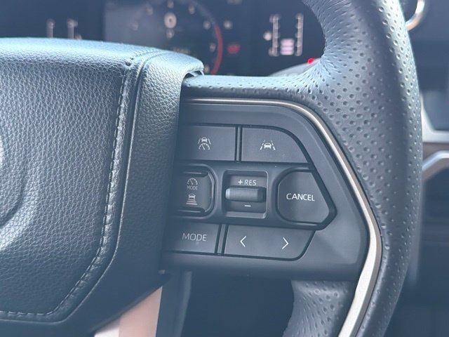 Used 2026 Toyota 4Runner SR5 AWD/4WD image 27