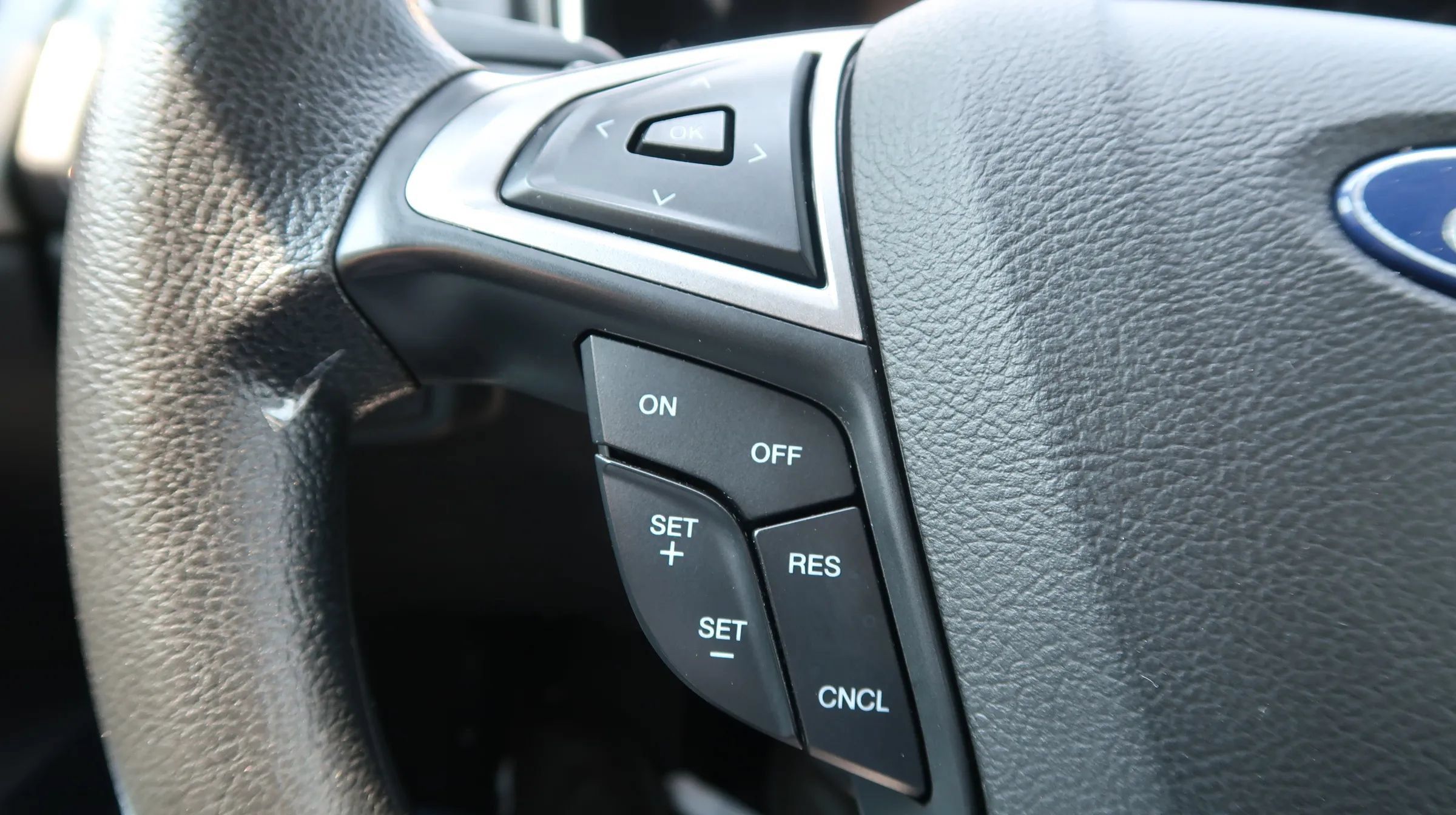 Used 2019 Ford Fusion SE FWD image 37
