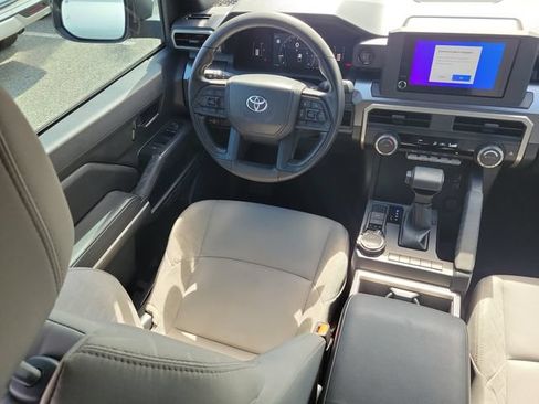 Used 2024 Toyota Tacoma SR5 AWD/4WD image 13