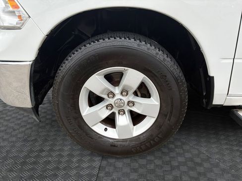 Used 2022 RAM 1500 Classic SLT image 23