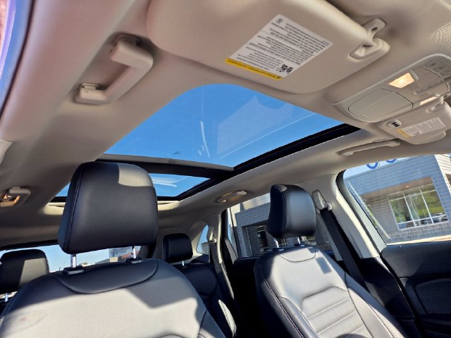 Used 2024 Ford Edge SEL w/ Convenience Package AWD/4WD image 16