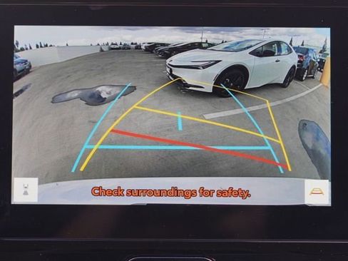 Certified 2024 Toyota Venza LE image 25