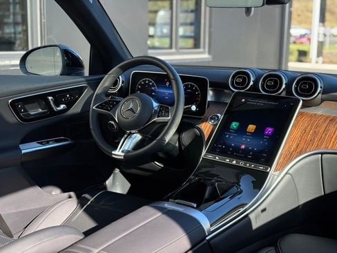 Used 2026 Mercedes-Benz GLC 300 4MATIC image 55