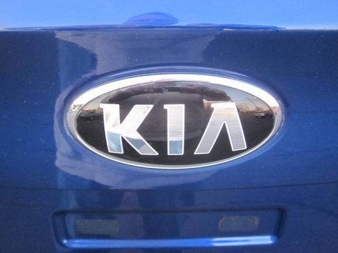 Used 2018 Kia Forte LX image 27