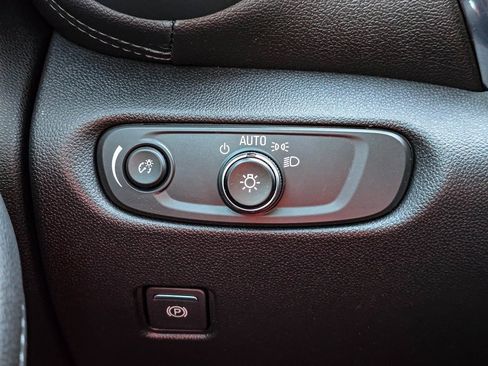 Used 2022 Chevrolet Blazer LT image 27