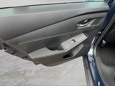 Used 2025 Honda Accord SE image 10
