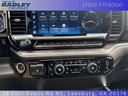 Used 2024 Chevrolet Silverado 1500 LTZ w/ LTZ Premium Package AWD/4WD image 20