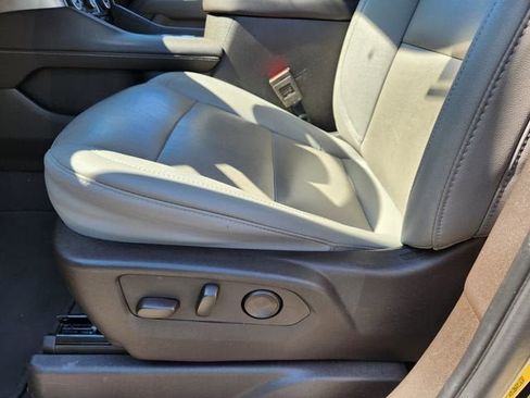 Used 2024 Chevrolet Tahoe LT image 10