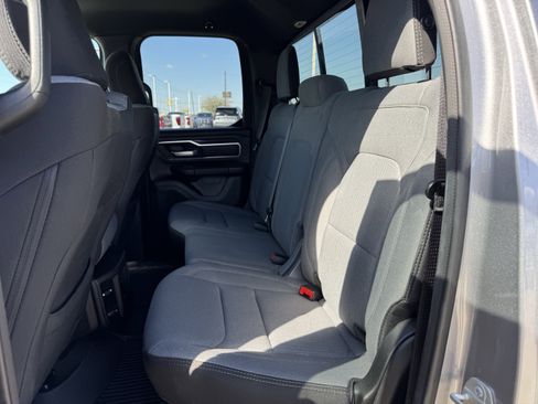 Used 2024 RAM 1500 Lone Star image 28