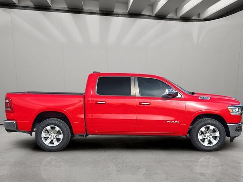 Used 2022 RAM 1500 Laramie AWD/4WD image 4