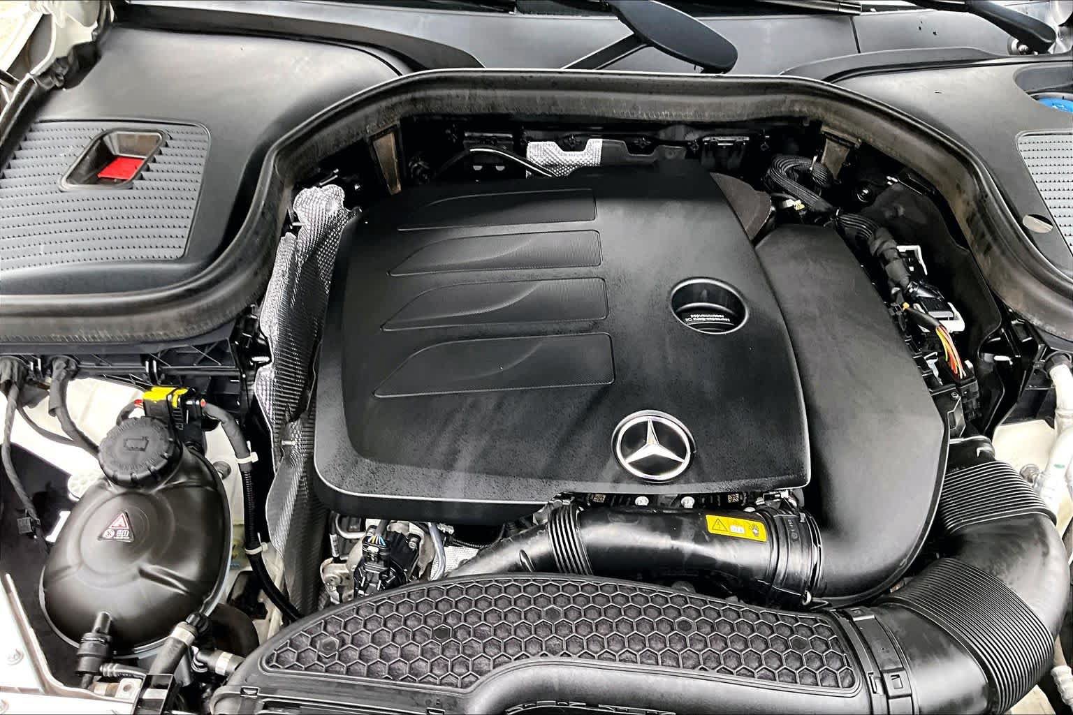 Used 2022 Mercedes-Benz GLC 300 image 33