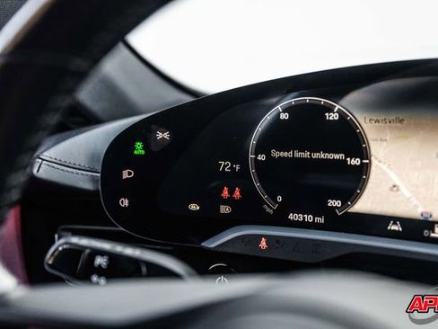 Used 2021 Porsche Taycan 4S w/ Premium Package image 66