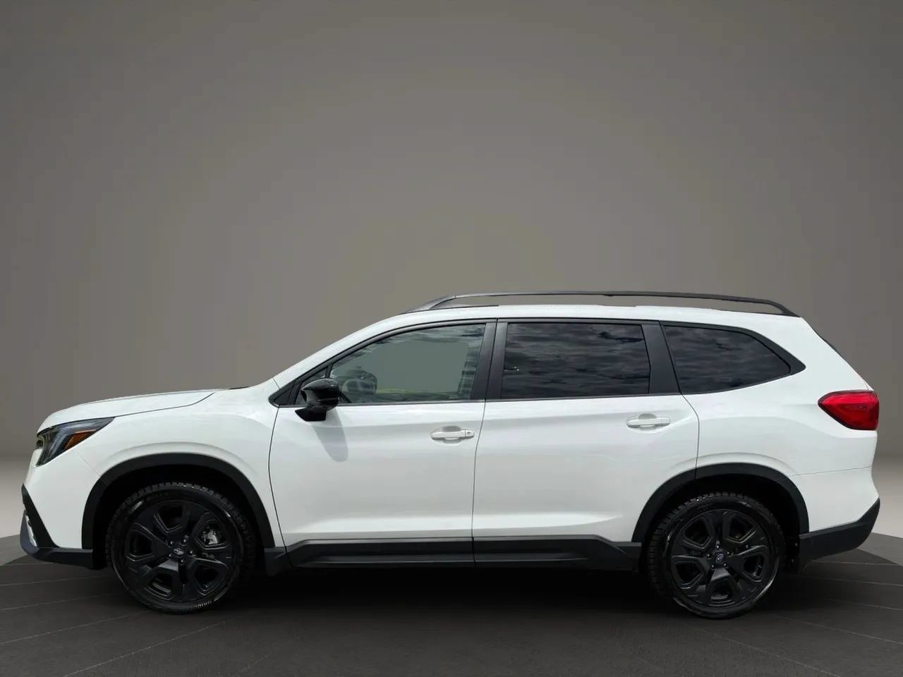 Used 2024 Subaru Ascent Onyx Edition Limited w/ Popular Package Onyx AWD/4WD image 11