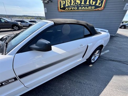 Used 2007 Ford Mustang GT Premium RWD image 48