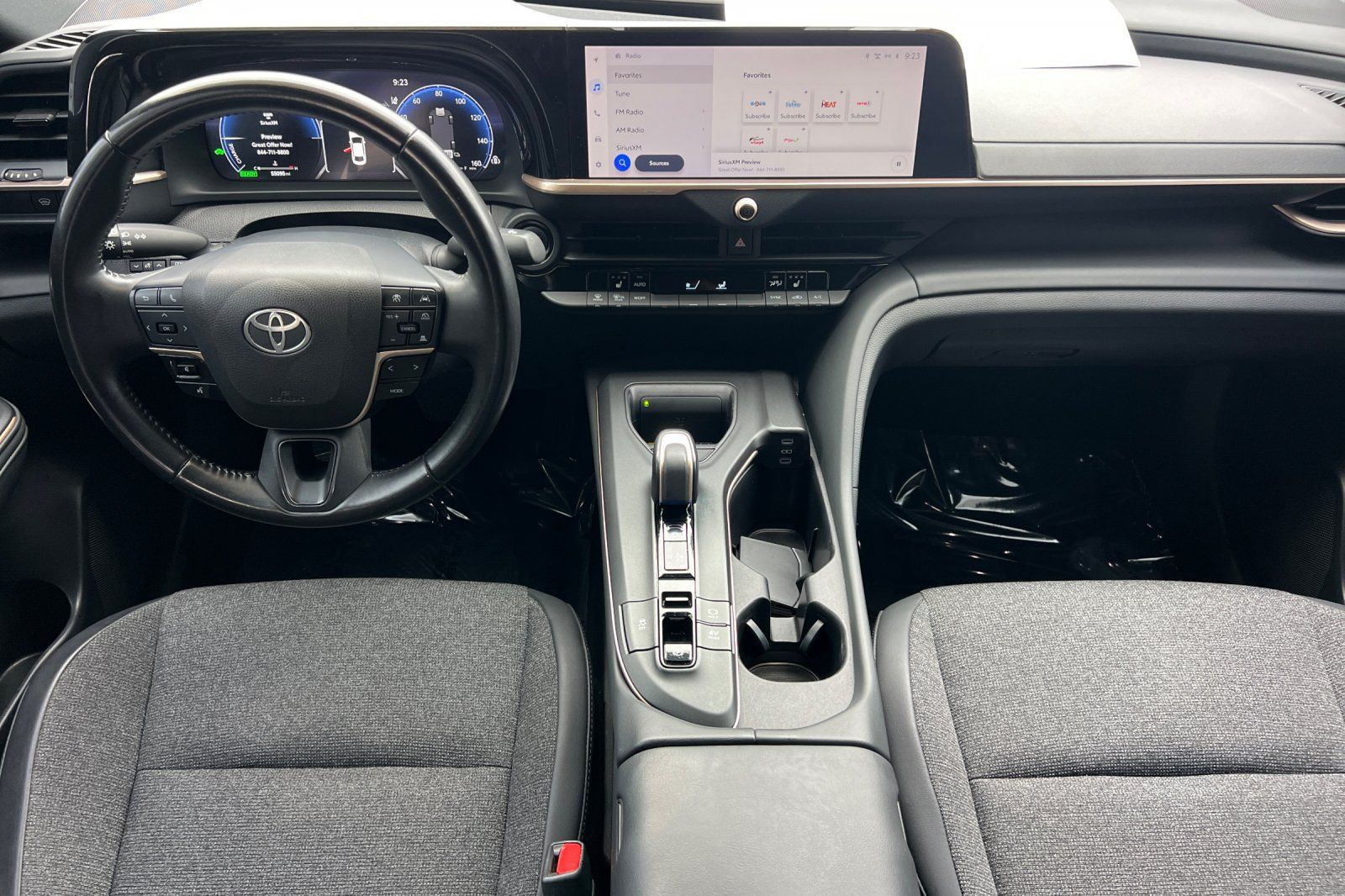 Certified 2023 Toyota Crown AWD/4WD image 13