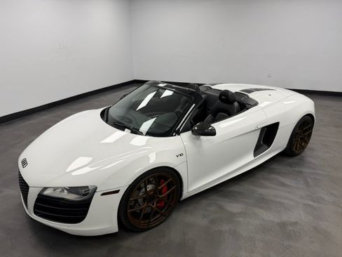 Used 2011 Audi R8 V10 AWD/4WD image 8