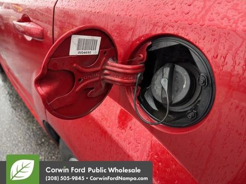 Used 2010 Dodge Caliber SXT image 10