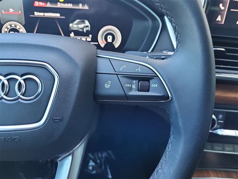 Used 2022 Audi Q5 2.0T Premium Plus image 25