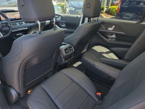 Used 2026 Mercedes-Benz GLS 450 GLS 450 image 15