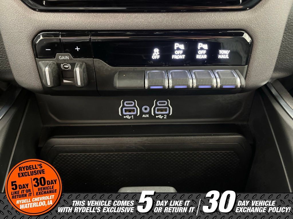 Used 2025 RAM 1500 Lone Star RWD image 29