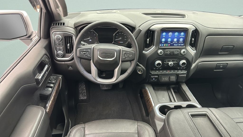Used 2021 GMC Sierra 1500 Denali w/ Driver Alert Package II AWD/4WD image 13