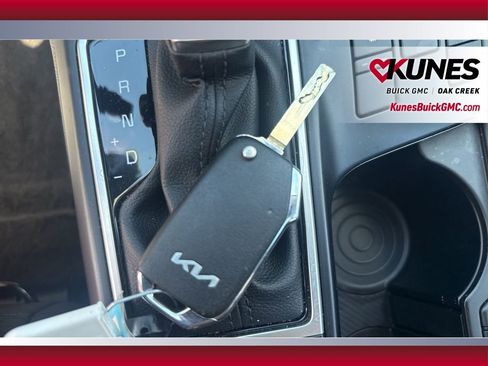 Used 2024 Kia Sportage LX image 41