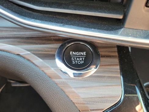 Used 2022 Ford Explorer Limited w/ Class IV Trailer Tow Package image 24