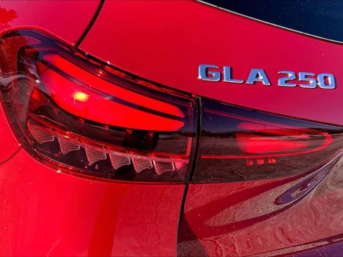 New 2026 Mercedes-Benz GLA 250 4MATIC image 18