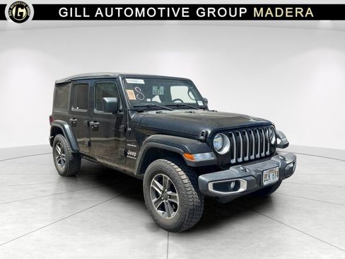Used 2023 Jeep Wrangler Unlimited Sahara w/ Cold Weather Group AWD/4WD image 1