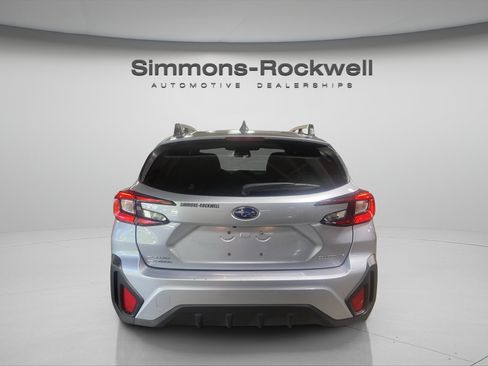 Used 2025 Subaru Crosstrek 2.5i Premium AWD/4WD image 4