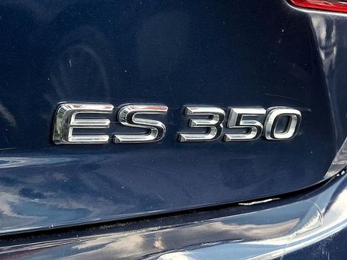 Used 2014 Lexus ES 350 w/ Luxury Package FWD image 32