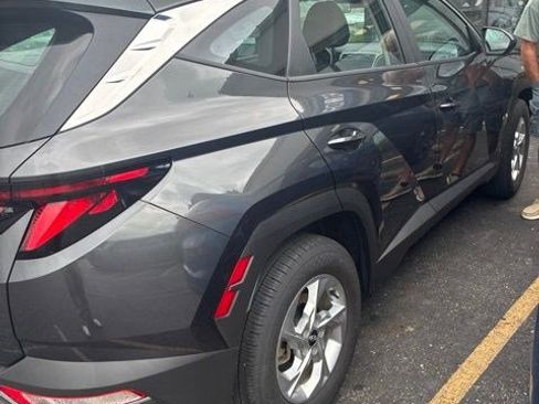 Used 2023 Hyundai Tucson SE AWD/4WD image 3