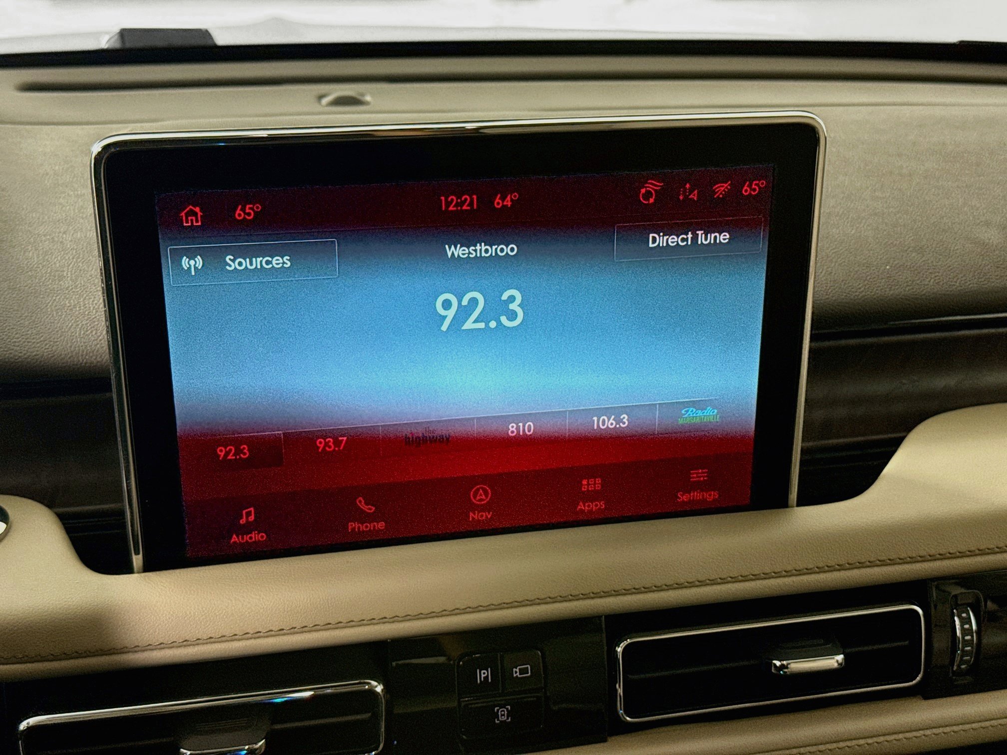 Used 2022 Lincoln Aviator Reserve w/ Equipment Group 201A AWD/4WD image 15
