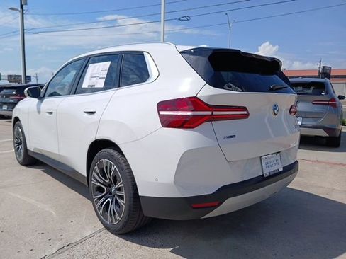 New 2025 BMW X3 xDrive30i w/ Convenience Package image 7