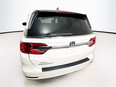 Used 2018 Honda Odyssey EX-L image 6