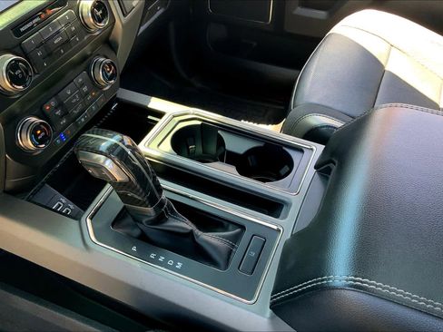 Used 2020 Ford F150 Raptor w/ Equipment Group 802A Luxury image 17