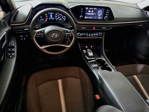Used 2023 Hyundai Sonata SE w/ Cargo Package FWD image 17