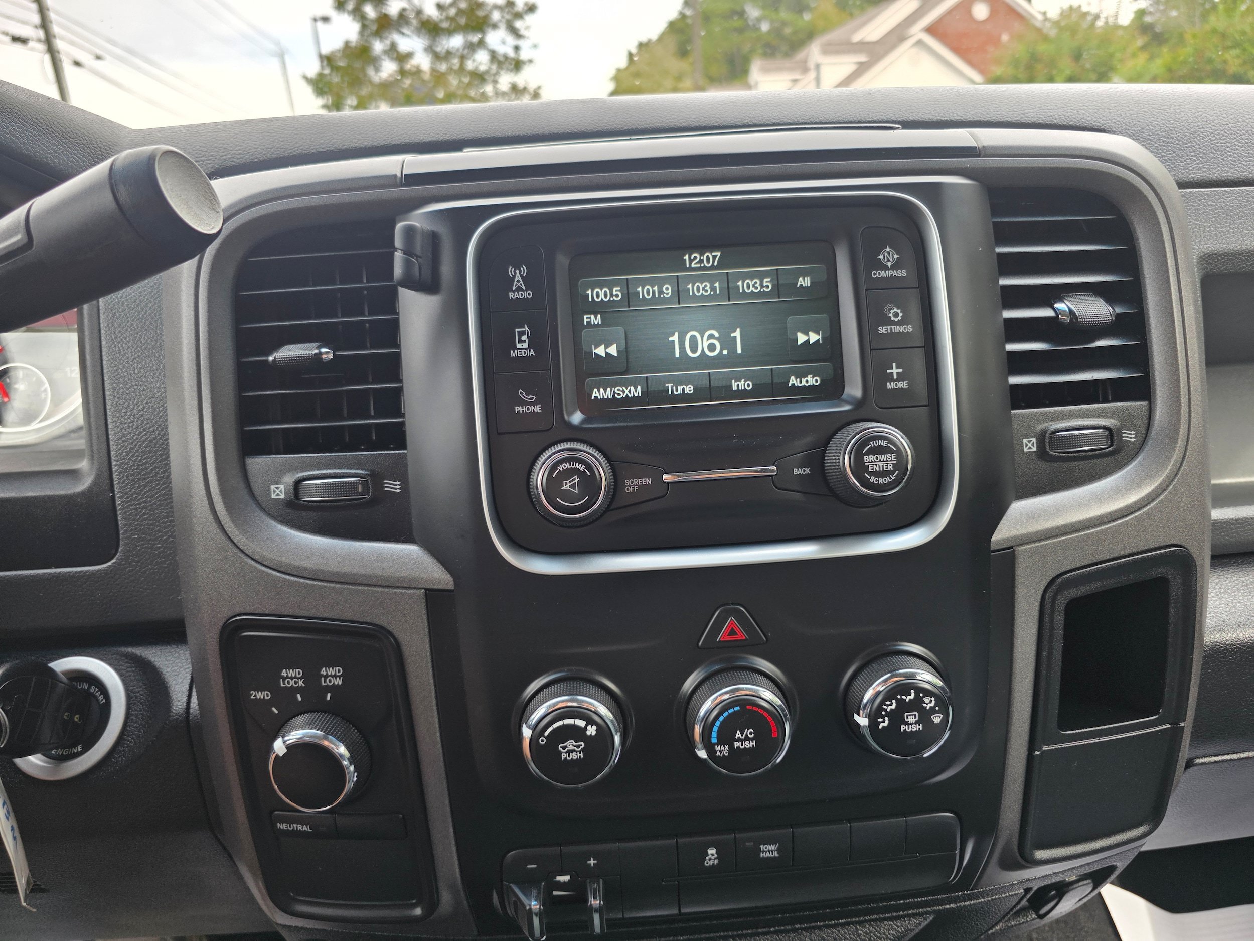 Used 2018 RAM 2500 Tradesman w/ Chrome Appearance Group AWD/4WD image 12