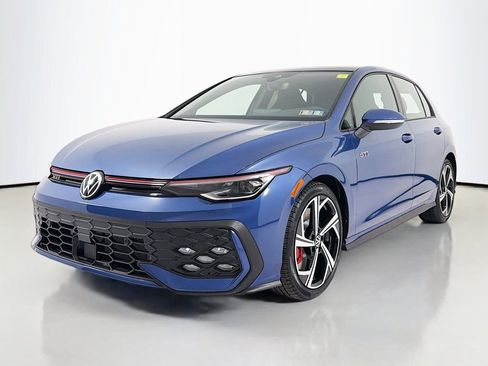 Used 2025 Volkswagen GTI SE image 3