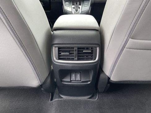 Used 2021 Honda CR-V Touring image 17