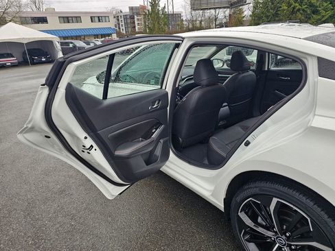 Certified 2023 Nissan Altima 2.5 SR w/ SR Premium Package image 23