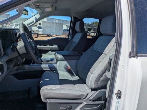 New 2025 Ford F450 XLT w/ XLT Value Package image 7