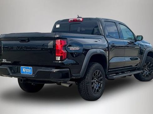 Used 2026 Chevrolet Colorado Trail Boss AWD/4WD image 6
