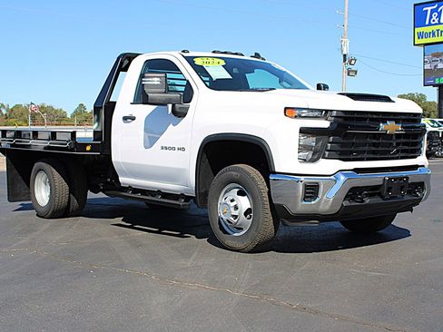 Used 2024 Chevrolet Silverado 3500 W/T w/ Snow Plow Prep Package image 3