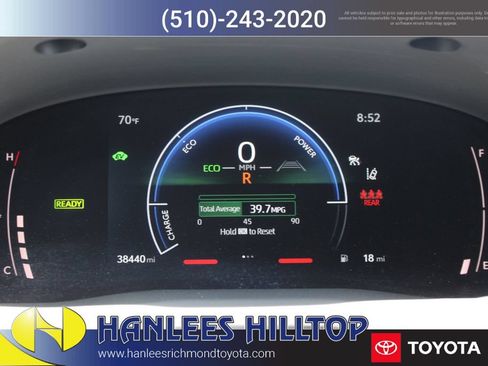 Used 2025 Toyota Camry SE FWD image 28