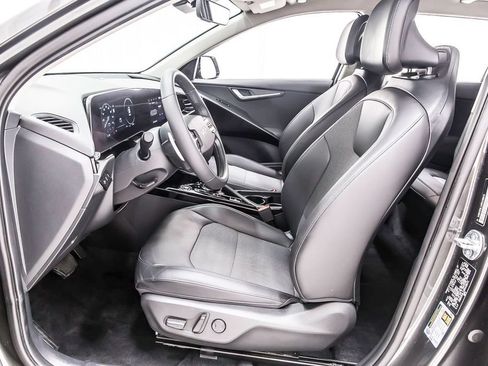 Used 2024 Kia Niro Wind FWD image 27