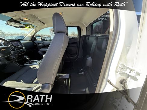 Used 2022 Chevrolet Colorado LT w/ Fleet Safety Package image 15