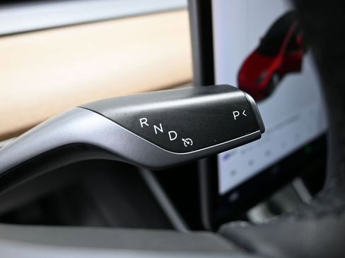 Used 2020 Tesla Model 3 Long Range image 19