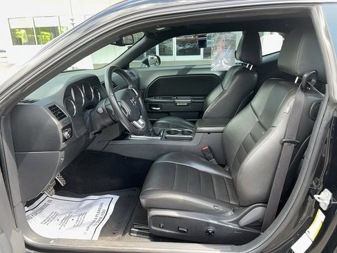 Used 2014 Dodge Challenger R/T w/ Electronics Convenience Group RWD image 14
