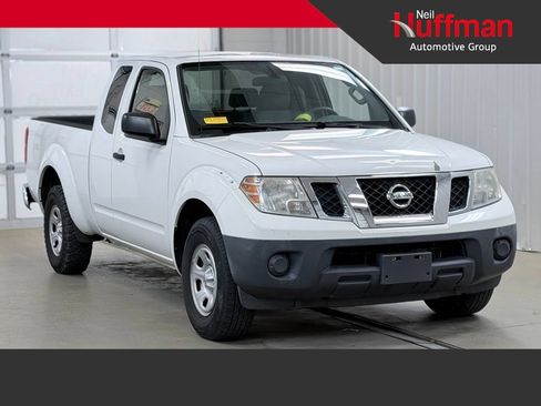 Used 2015 Nissan Frontier S RWD image 1